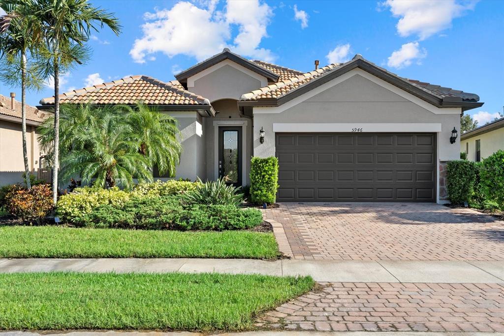 5946 CASPIAN TERN DRIVE