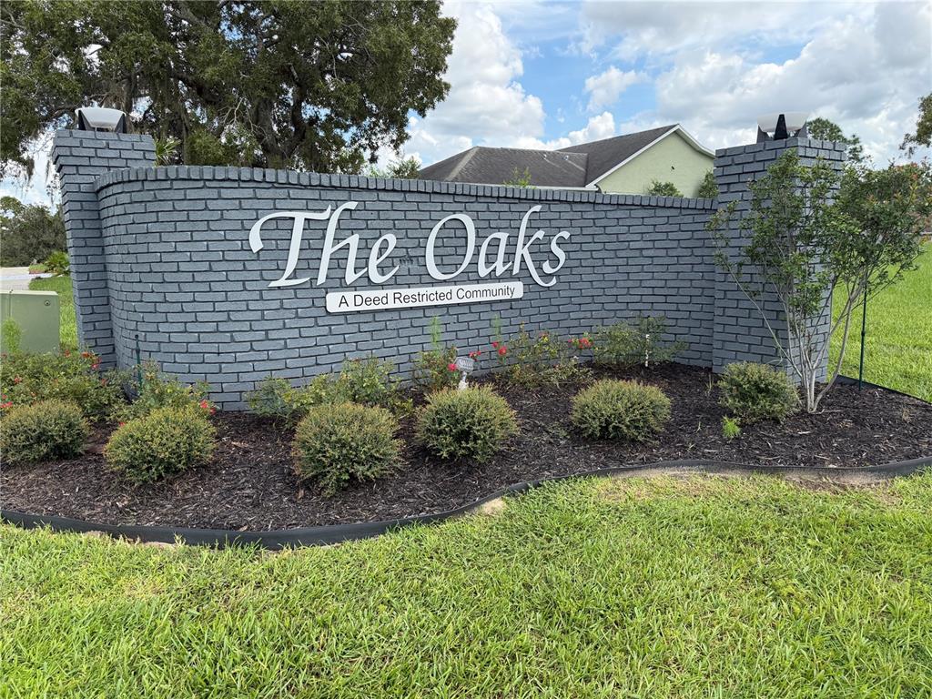 6099 JO ANN COURT, SPRING HILL, FL — photo 2 of 5