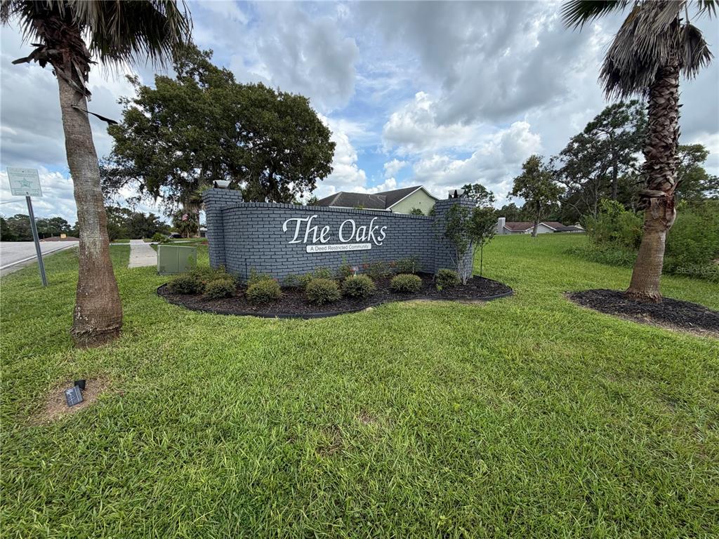 6099 JO ANN COURT, SPRING HILL, FL — photo 3 of 5