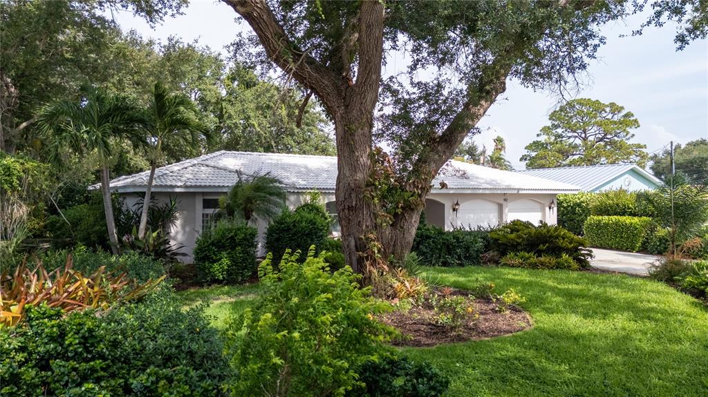912 DAWN STREET, VENICE, FL — photo 2 of 30