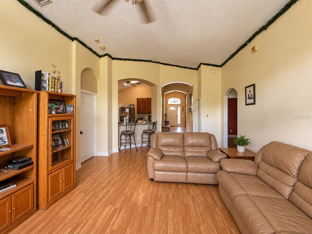 4135 CORALBROOKE GROVE, ORLANDO, FL — photo 5 of 10