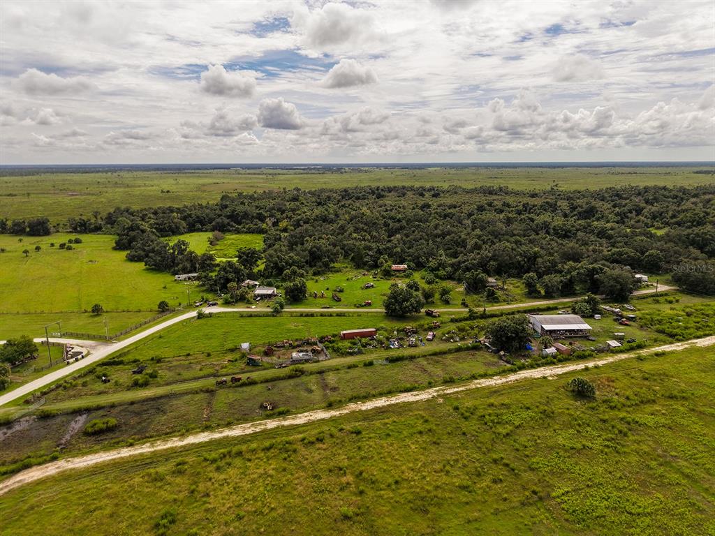 16501 COKER GULLY ROAD, MYAKKA CITY, FL — photo 2 of 8