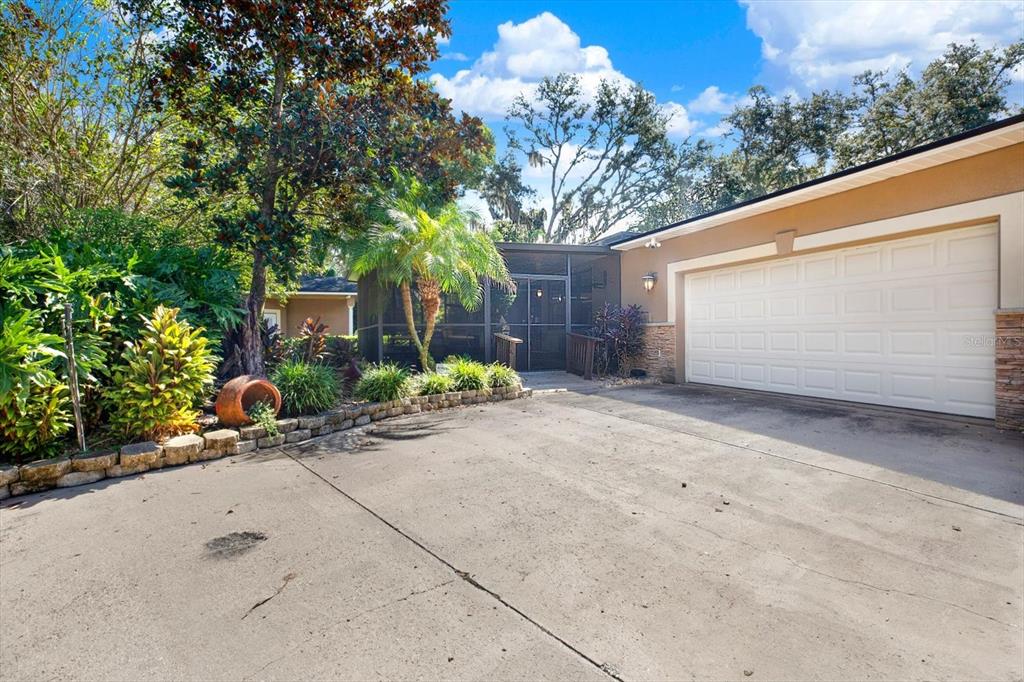 302 BELLE TERRE AVENUE, TEMPLE TERRACE, FL — photo 3 of 30