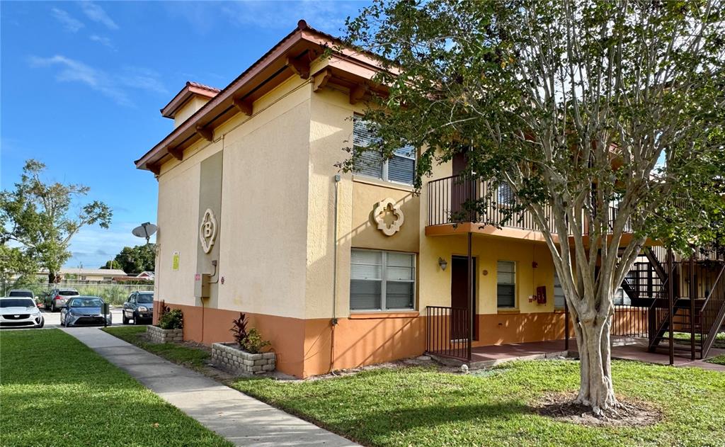 719 WYMAN COURT UNIT B, ORLANDO, FL — photo 3 of 20