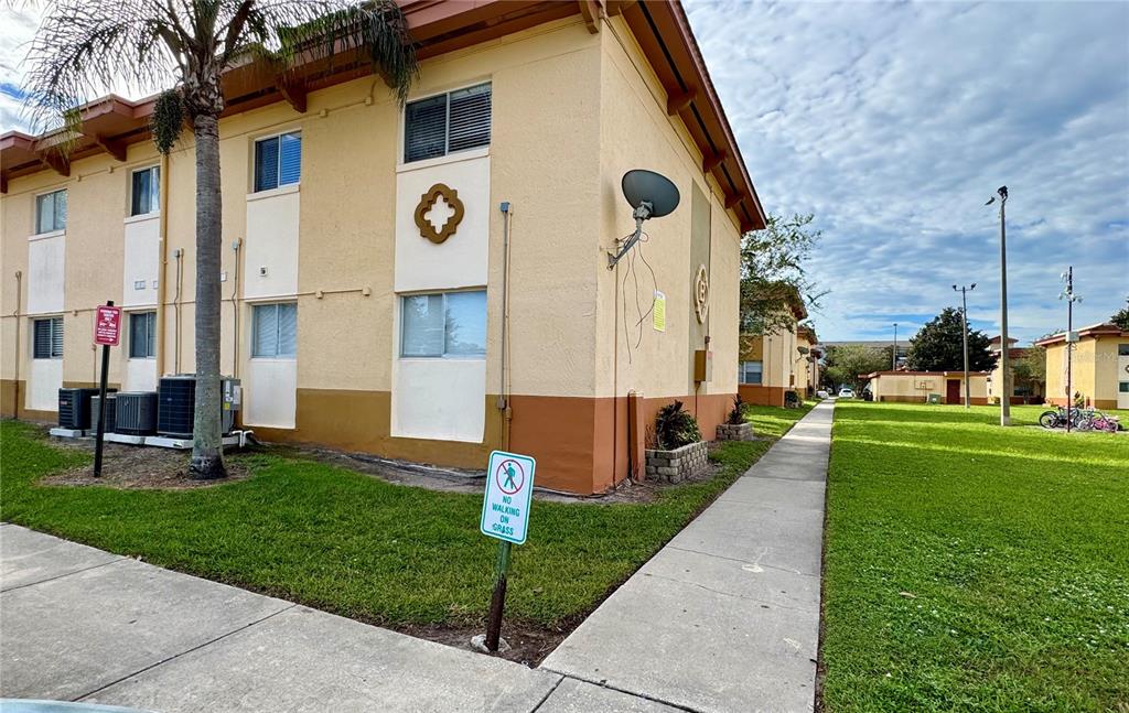 719 WYMAN COURT UNIT B, ORLANDO, FL — photo 5 of 20