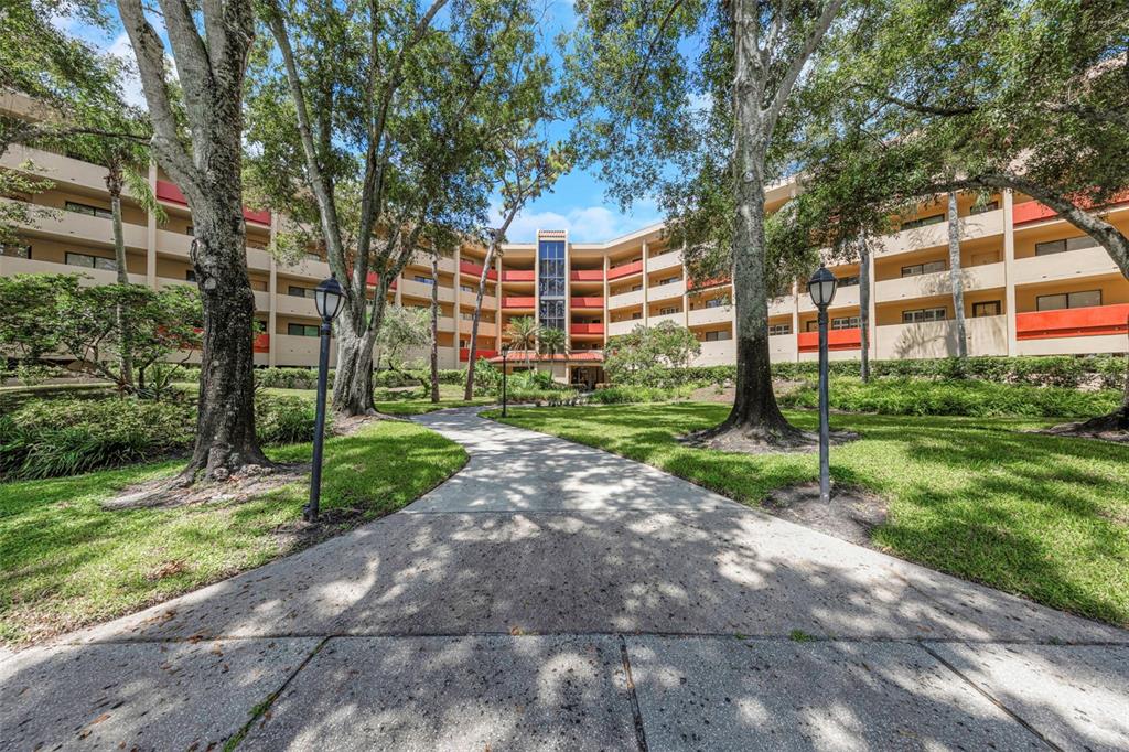 3076 EASTLAND BOULEVARD UNIT 111