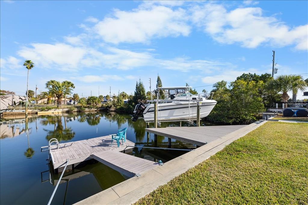 4452 KINGSTON DRIVE