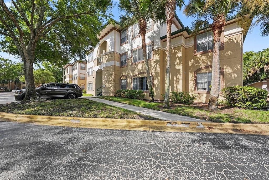17108 CARRINGTON PARK DR UNIT 722