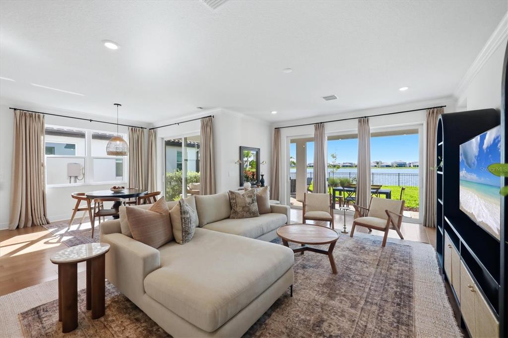 17539 SAVORY MIST CIRCLE, LAKEWOOD RANCH, FL — photo 5 of 30