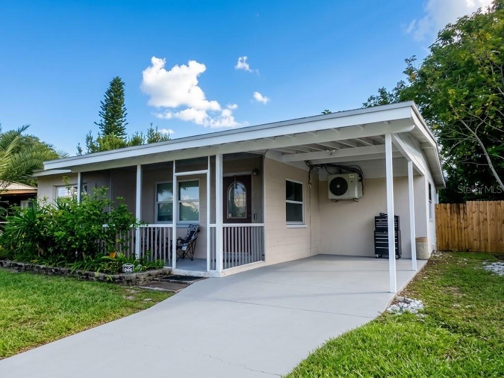 4762 54TH AVENUE N, ST PETERSBURG, FL — photo 2 of 24