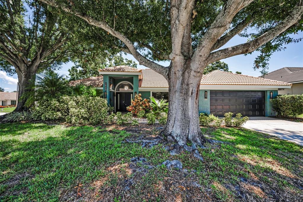 2459 PARKSTREAM AVENUE
