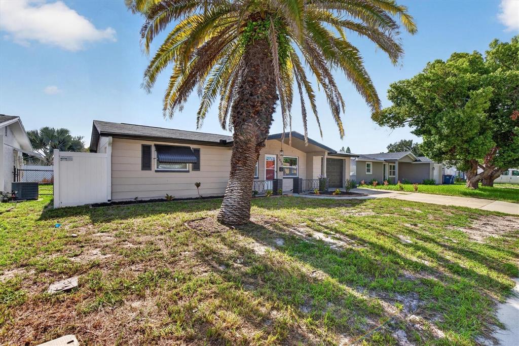 1440 NORMANDY BOULEVARD, HOLIDAY, FL — photo 4 of 30