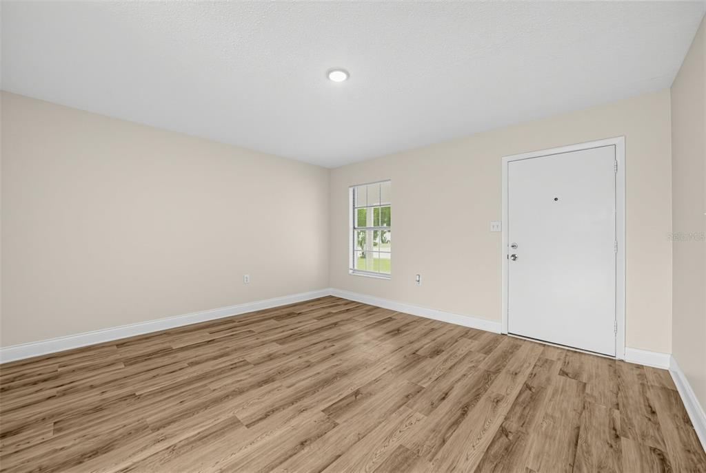 5635 STULL AVENUE, ORLANDO, FL — photo 3 of 20