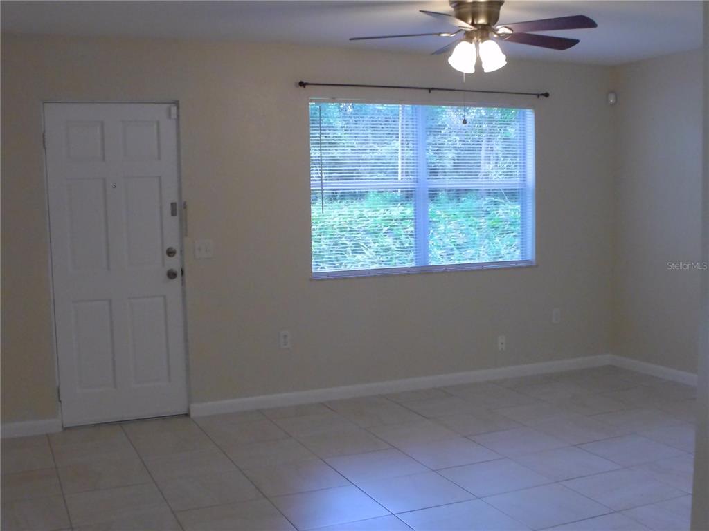 1112 E WINNEMISSETT AVENUE, DELAND, FL — photo 3 of 12