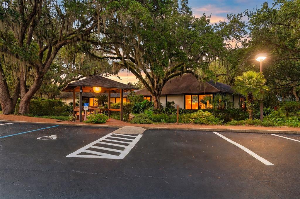 1255 N VANTAGE POINT DRIVE, CRYSTAL RIVER, FL — photo 2 of 30