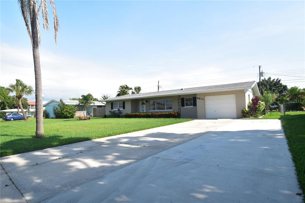 6611 COLONIAL DRIVE