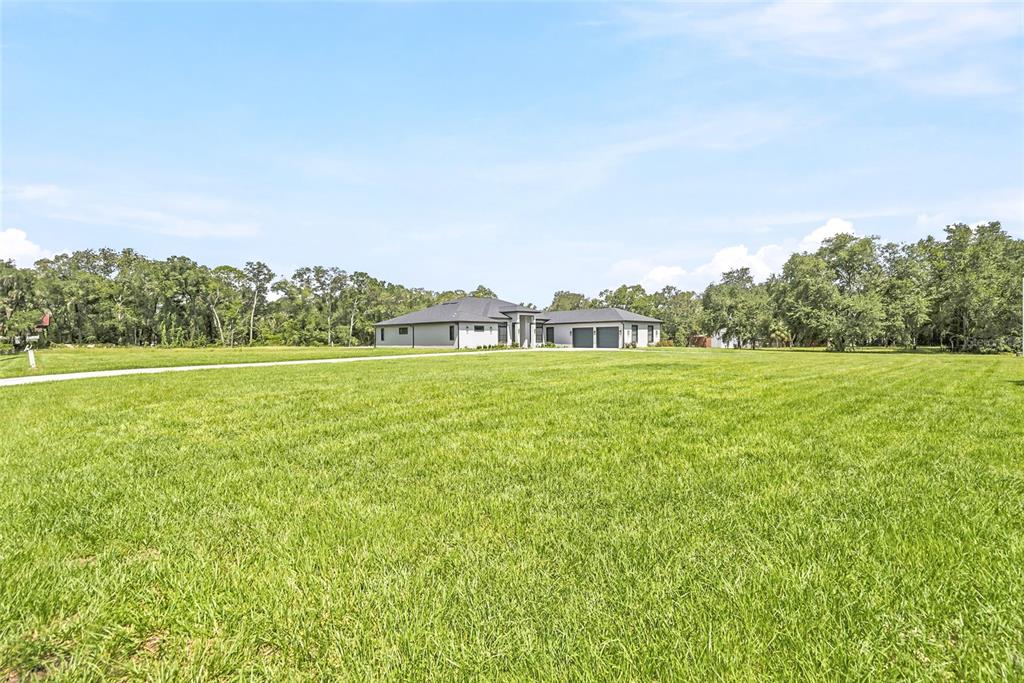 4550 S CASCADE AVENUE, INVERNESS, FL — photo 2 of 30