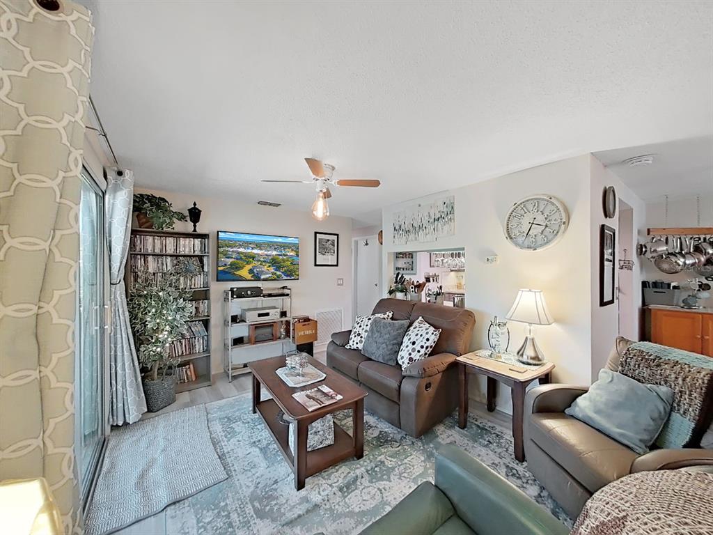 129 CAMPHOR CIRCLE UNIT C, OLDSMAR, FL — photo 4 of 30