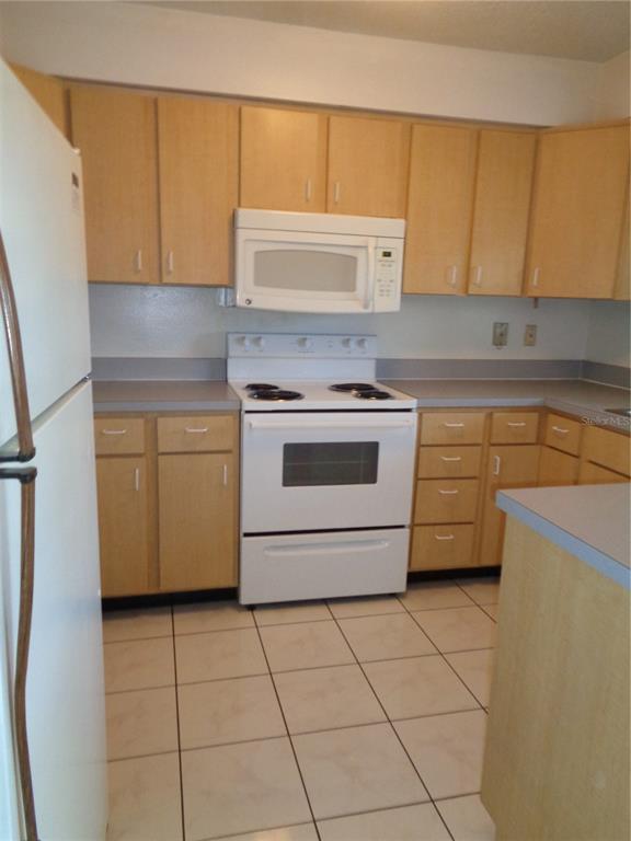 612 GEORGETOWN DRIVE UNIT C, CASSELBERRY, FL — photo 2 of 18