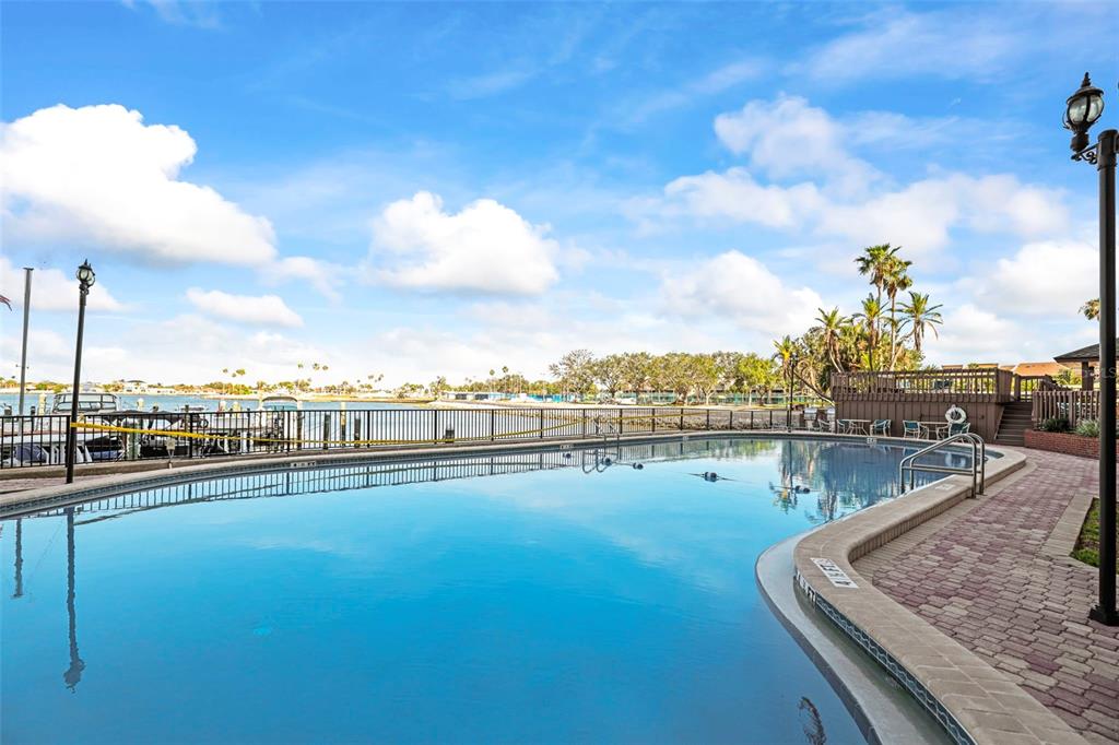 10355 PARADISE BOULEVARD UNIT 403, TREASURE ISLAND, FL — photo 3 of 44