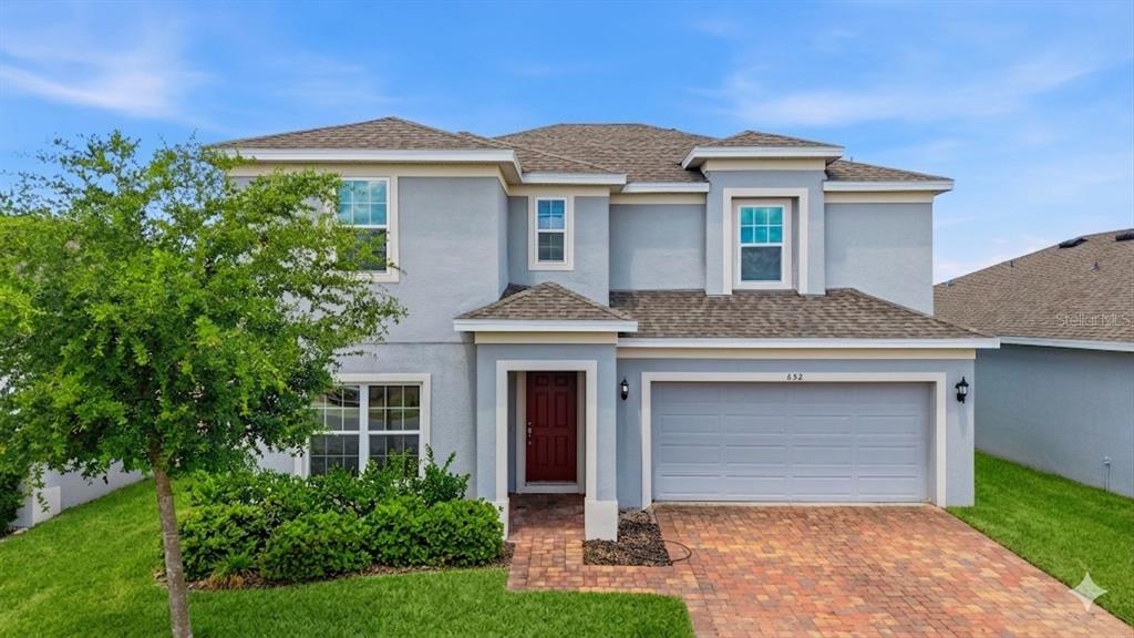 652 SAMUEL PLACE