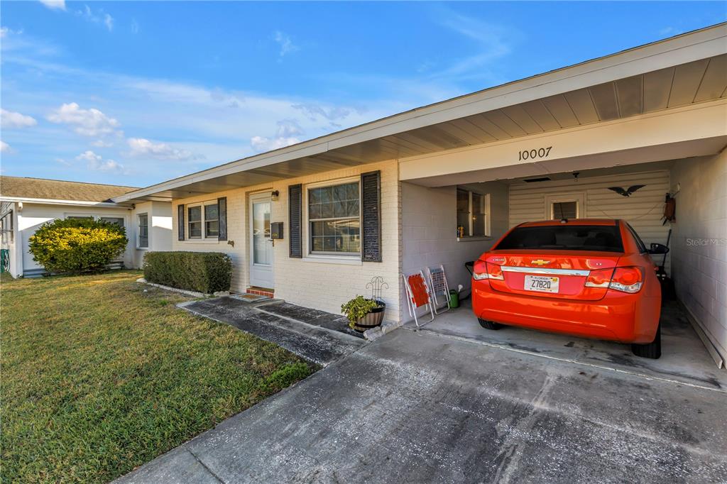 10007 DAFFODIL STREET N UNIT 183