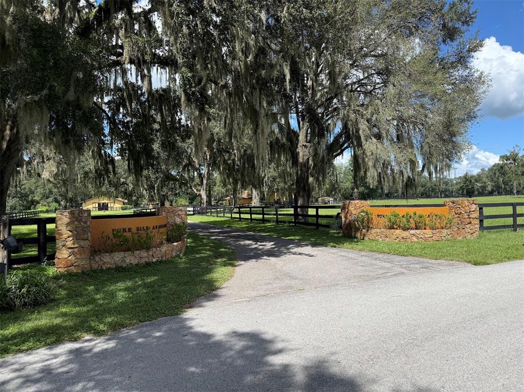 8550 NW 136TH AVENUE ROAD, OCALA, FL — photo 2 of 30