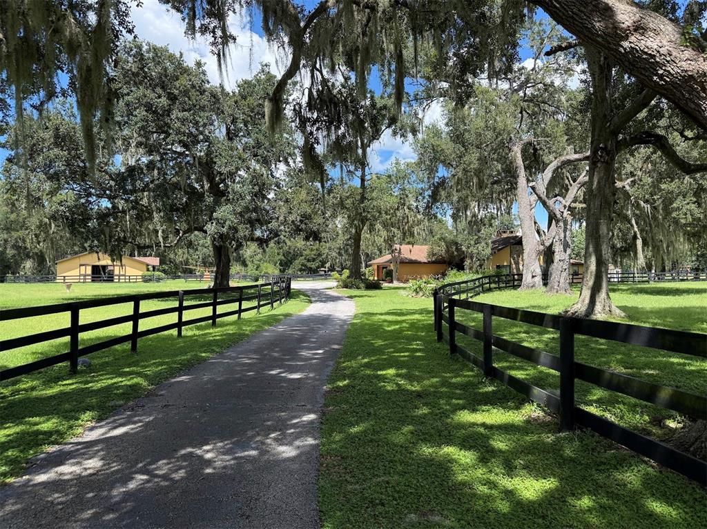 8550 NW 136TH AVENUE ROAD, OCALA, FL — photo 3 of 30