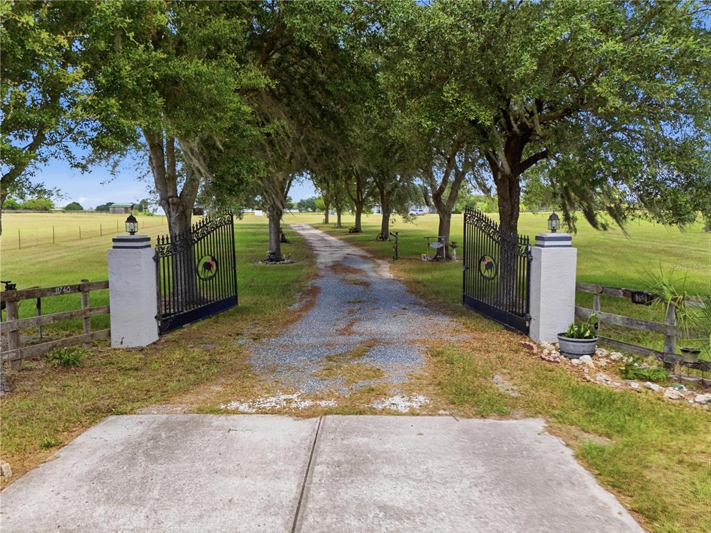 11752 NE JACKSONVILLE ROAD UNIT 0, ANTHONY, FL — photo 2 of 21