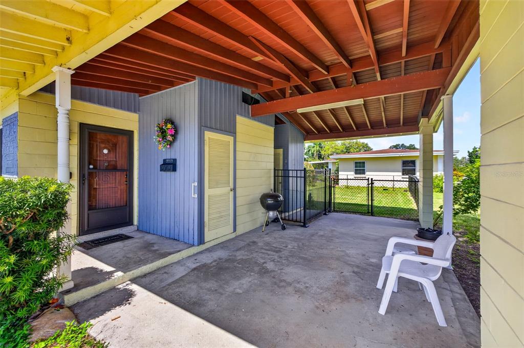 6401 34TH AVENUE N, ST PETERSBURG, FL — photo 4 of 22