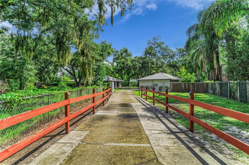 5005 10TH LANE E, BRADENTON, FL — photo 5 of 30