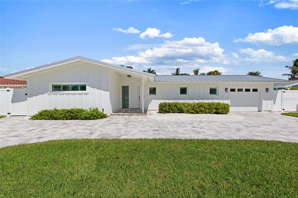113 17TH STREET, BELLEAIR BEACH, FL — photo 2 of 30