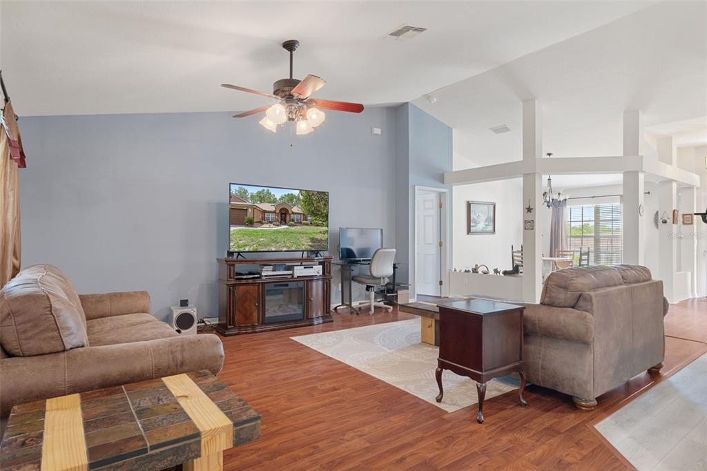 7860 N GALENA AVENUE, DUNNELLON, FL — photo 2 of 28