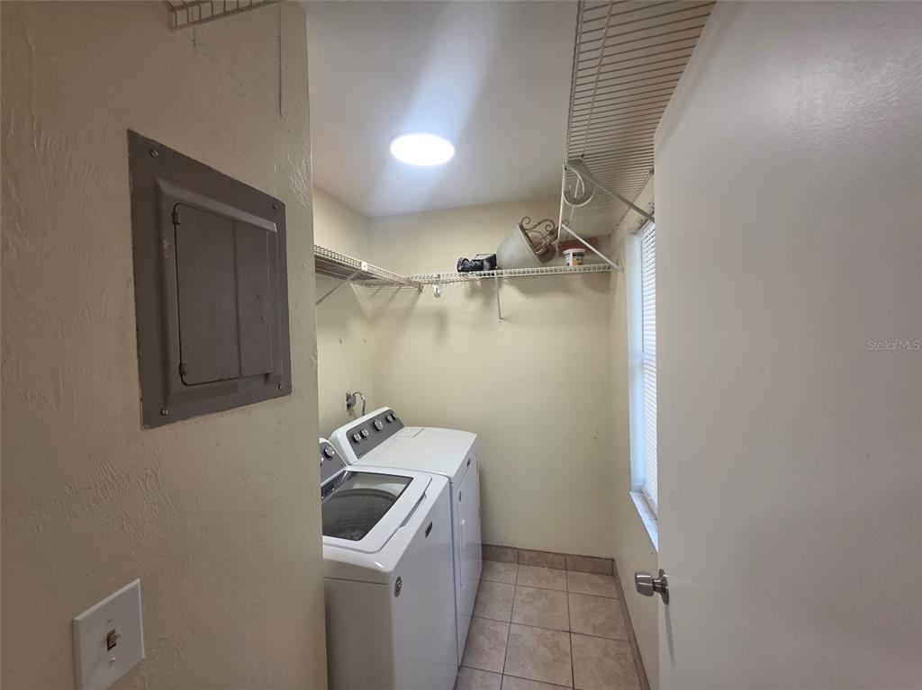 4333 SW 69TH TERRACE, GAINESVILLE, FL — photo 4 of 19