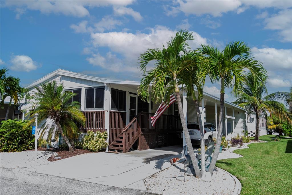 13 DEN HELDER AVENUE