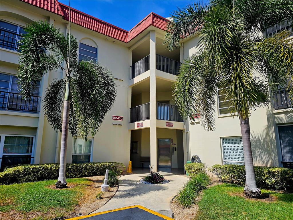 2700 BAYSHORE BOULEVARD UNIT 2208