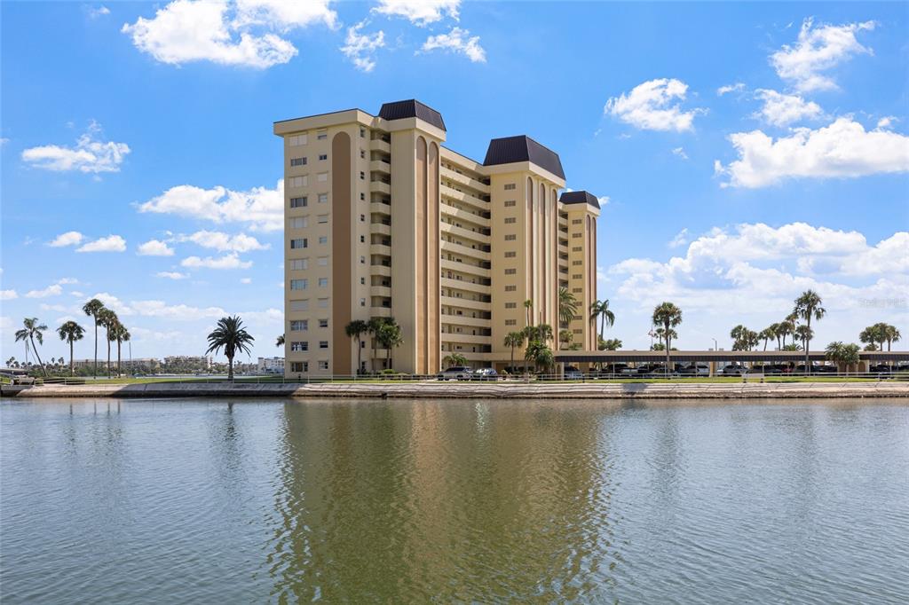 4775 COVE CIRCLE UNIT 202