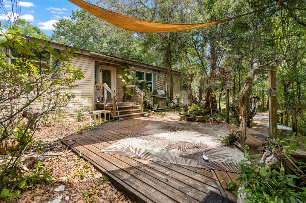 12730 BULLFROG CREEK ROAD, GIBSONTON, FL — photo 2 of 41