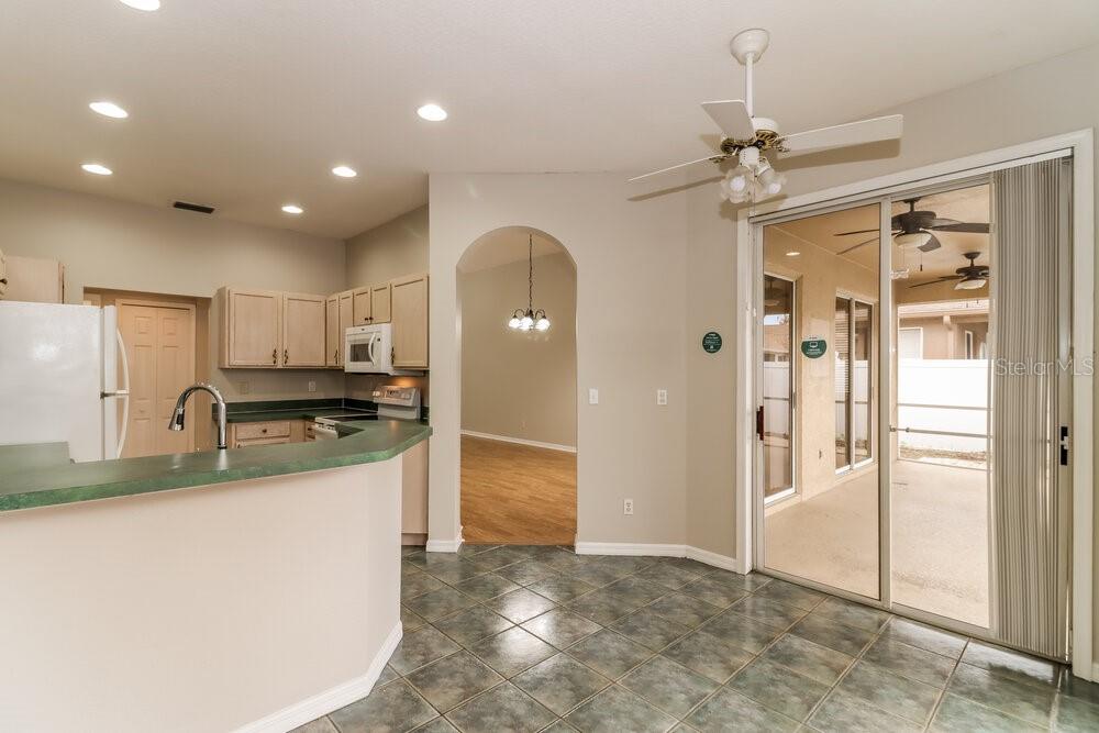 1839 WOOD TRAIL STREET, TARPON SPRINGS, FL — photo 5 of 16