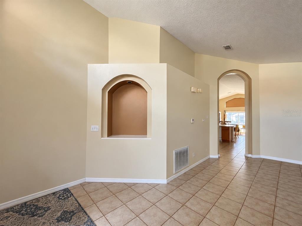 1133 SOLANA CIRCLE, DAVENPORT, FL — photo 5 of 11