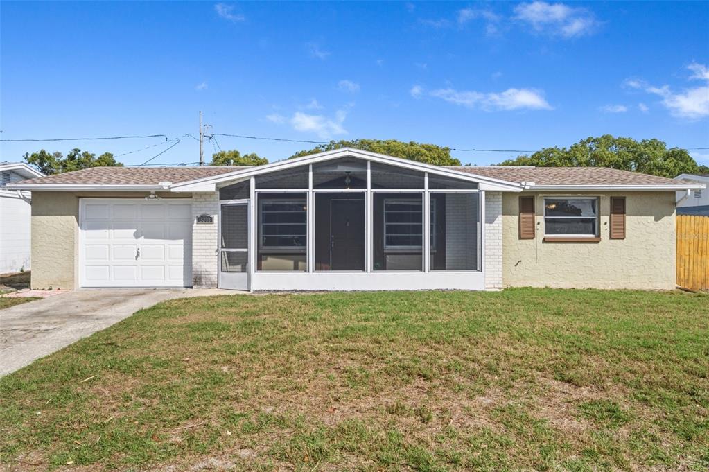 5203 MANOR DRIVE