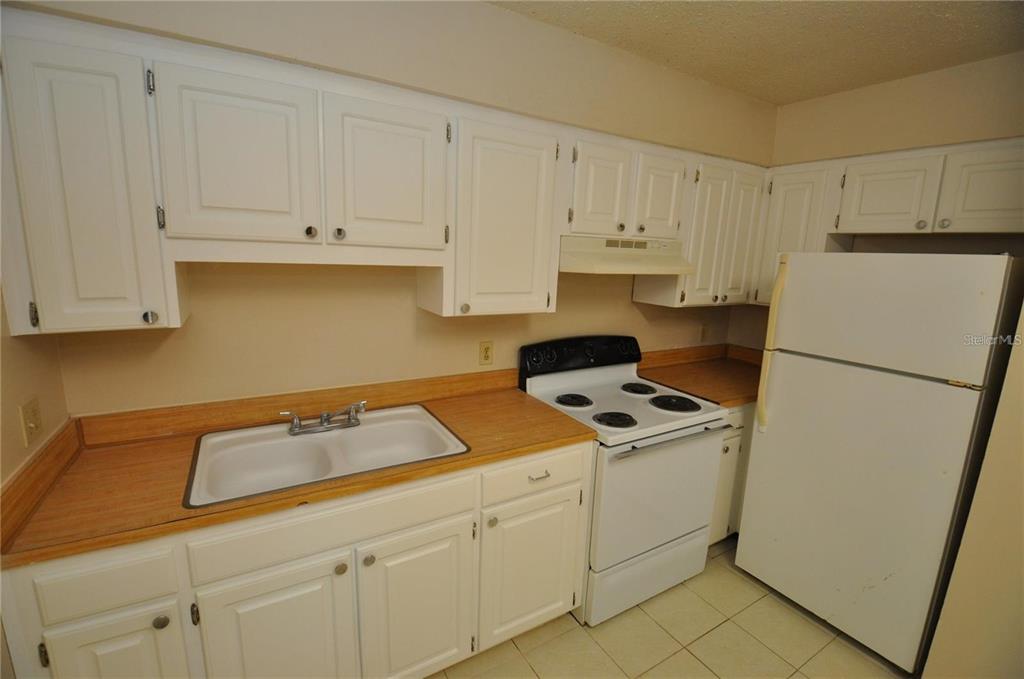 3812 DEESON ROAD UNIT 2, LAKELAND, FL — photo 4 of 15