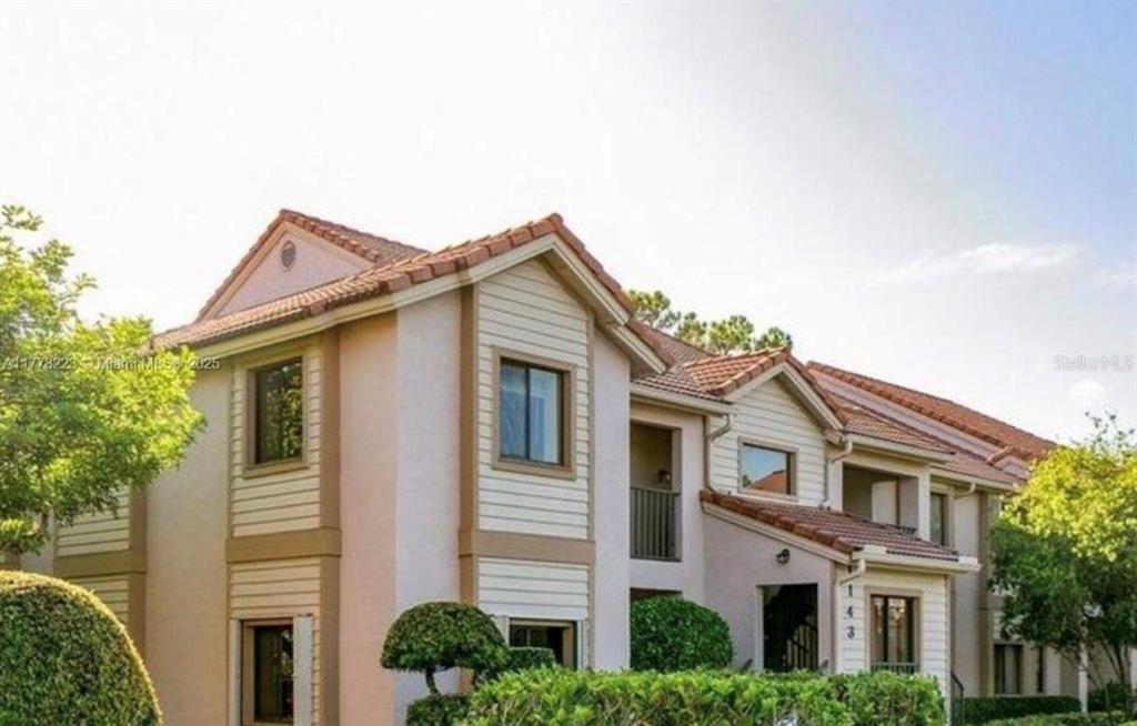 1143 DUNCAN CIR UNIT 201