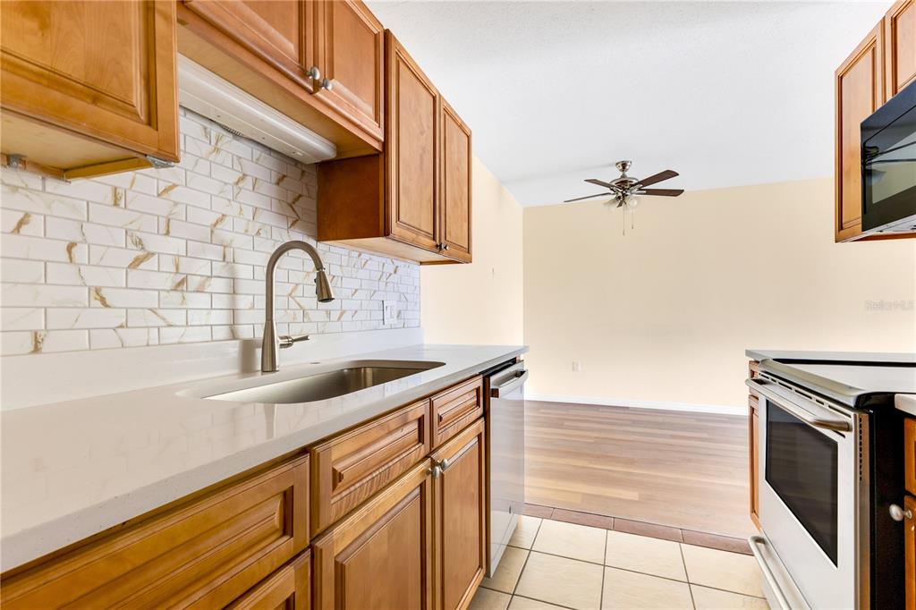 1695 LEE ROAD UNIT E103, WINTER PARK, FL — photo 4 of 15