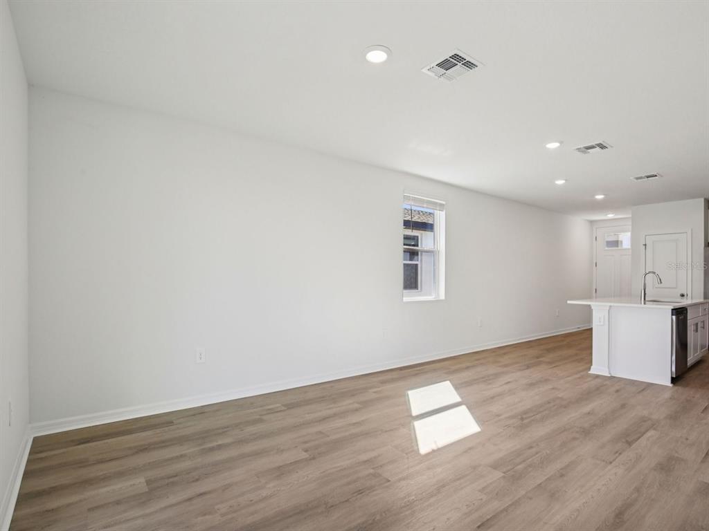 17445 GREEN GROOVE DRIVE, BROOKSVILLE, FL — photo 3 of 20