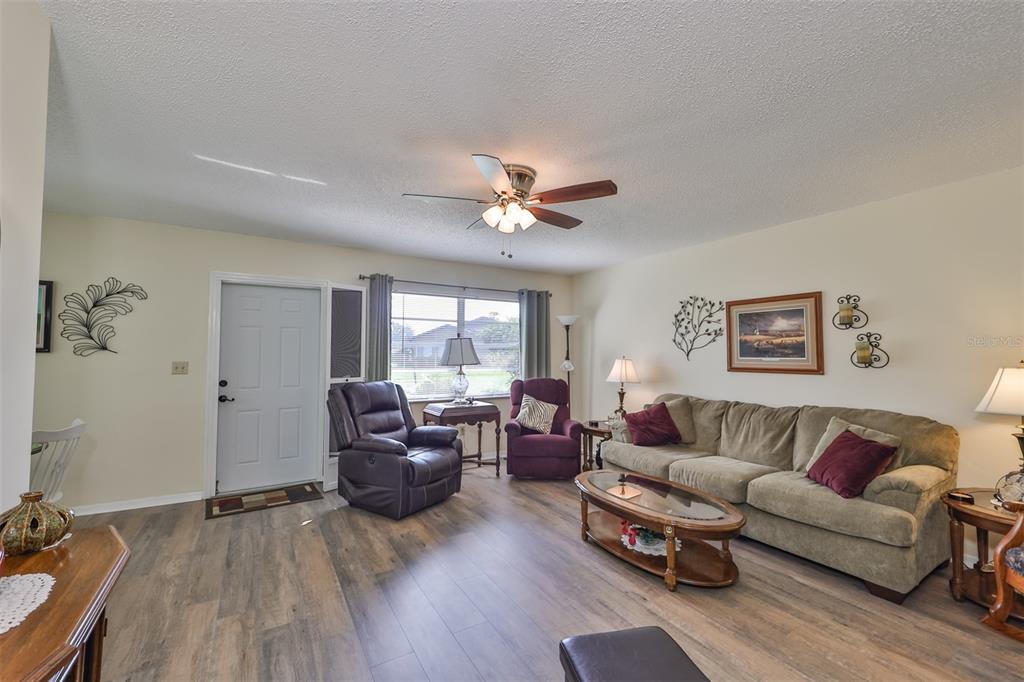 1904 CANTERBURY LANE UNIT 26, SUN CITY CENTER, FL — photo 4 of 30