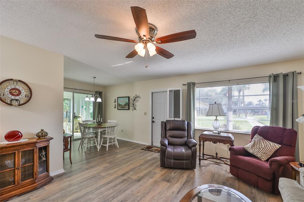 1904 CANTERBURY LANE UNIT 26, SUN CITY CENTER, FL — photo 5 of 30