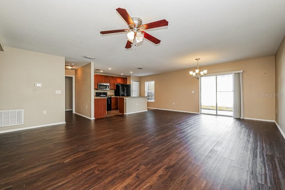 11214 RUNNING PINE DRIVE, RIVERVIEW, FL — photo 4 of 16