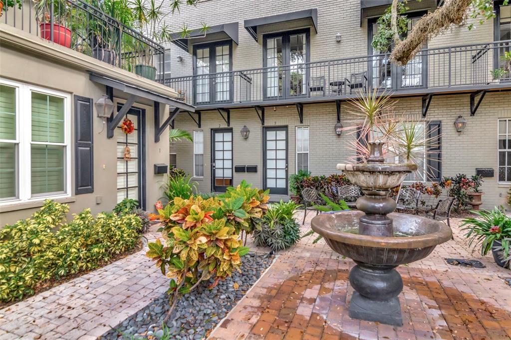 1008 S MOODY AVENUE UNIT 2, TAMPA, FL — photo 3 of 30