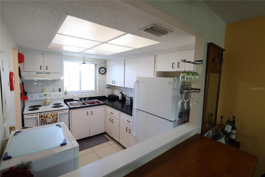 4206 HERON WAY UNIT B305, BRADENTON, FL — photo 2 of 19